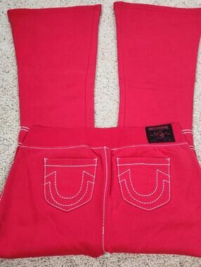 NEW True Religion Pull-On Flare Jeans Red Anniversary Medium